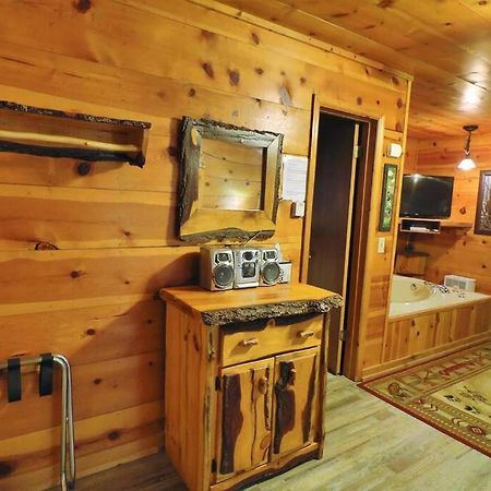 Alpine Mountain Sweetheart Cabin Jacuzzi #8 هيلين المظهر الخارجي الصورة
